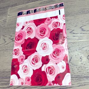 10 pack Red and Pink Roses Poly Mailers 10x13